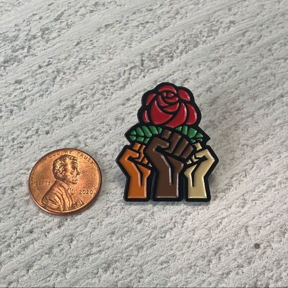 BLM Unity Fists Enamel Pin/ Brooch Lapel - Picture 3 of 6